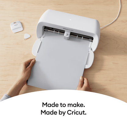 Cricut Joy Xtra™ Smart Iron-On™ Vinyl Heat Transfer Vinyl (24 in), 9.5" x 24", Translucent Blue — product image 4