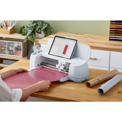 Cricut Smart Iron On Glitter Matless Heat Transfer Vinyl (3ft), 13" x 36", Red — product image 3