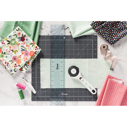 Cricut® Rotary Cutter, 45 mm — product image 5