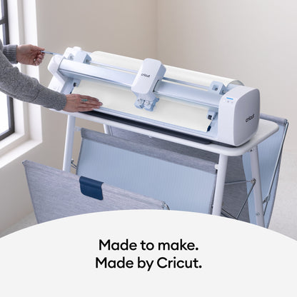 Cricut Venture Smart Iron-On Vinyl (25 in x 12 ft), 25" x 144" — product image 4