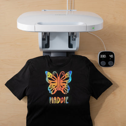 Cricut Venture Smart Iron-On Vinyl Holographic (25 in x 5 ft), 25" x 60" — product image 5