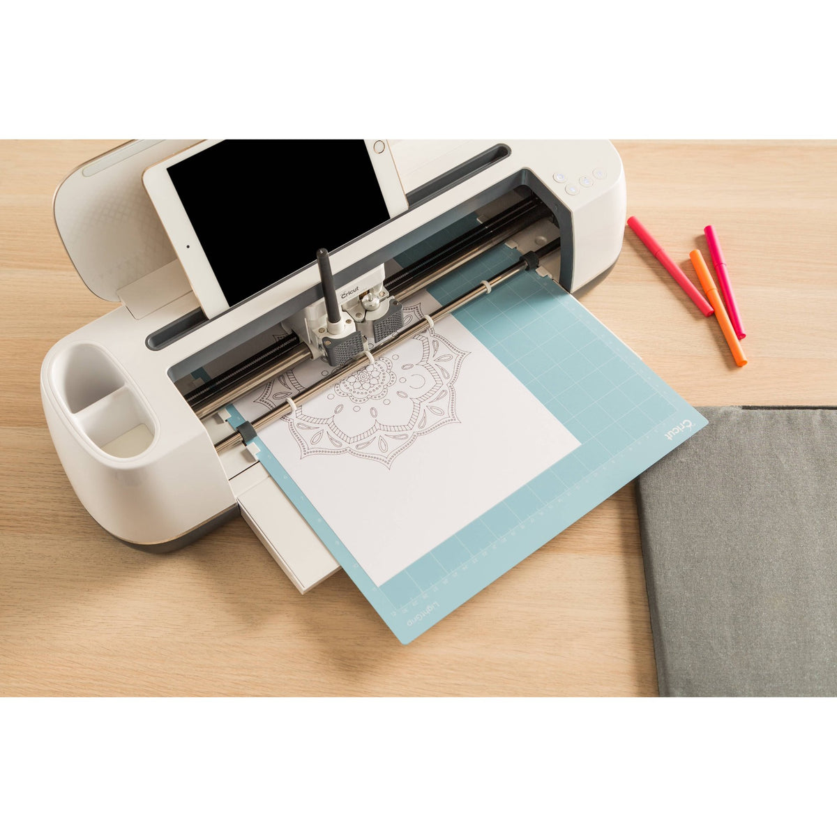 Cricut® Infusible Ink™ Pens 0.4, Basics (5 ct), Fine Point — product image 2
