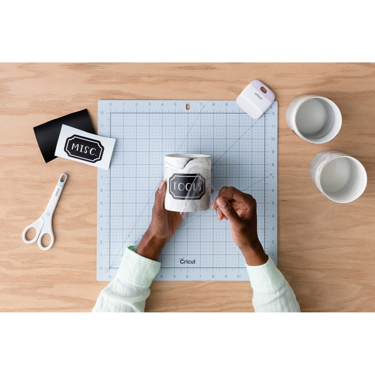 Cricut Joy™ StrongGrip Transfer Tape, 5.5" x 48" — product image 4